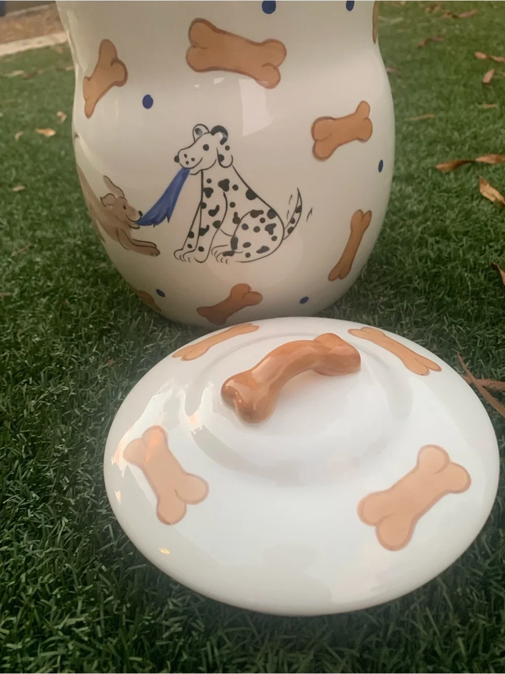 Inspirado Stonelite Dog Treat Jar with Blue Trim and Tan Bone Motifs